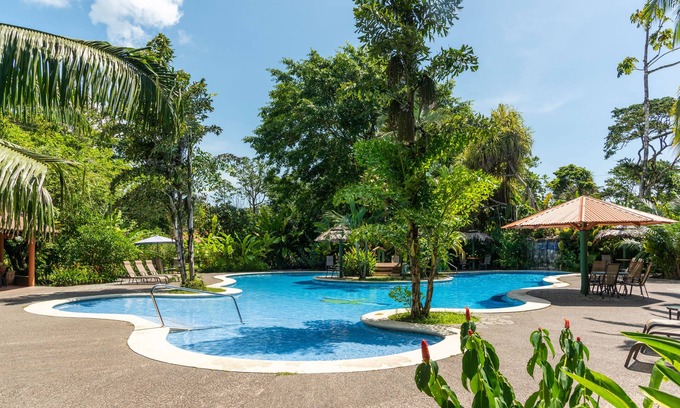 Tortuguero Cabin | Laguna Lodge Full Board