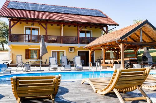 Metlika Apartment | Lahinja & Kolpa river apartments