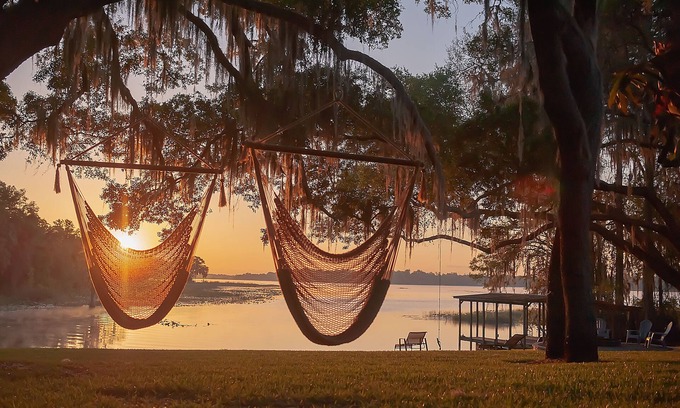 Hernando Cottage | Lake Breeze Cottage 1