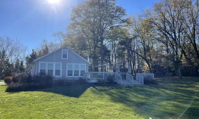 Westfield House | Lake Erie Sunset Getaway
