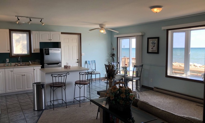 Harwich House | Lake Erie waterfront cottage