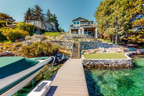 Willow Point House | Lake Escape