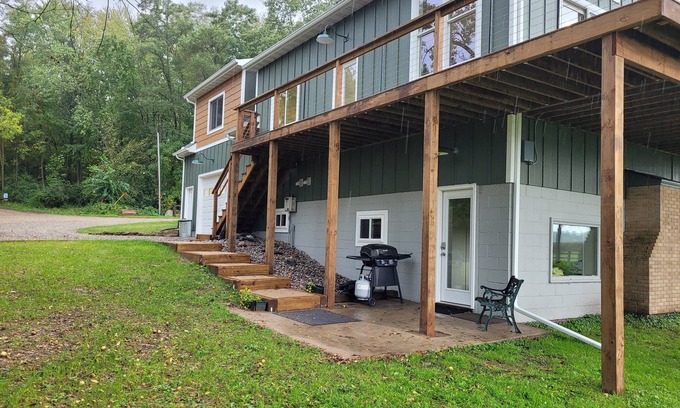 Horton Apartment | Lake front cottage Apartment