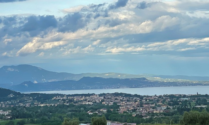 Polpenazze del Garda Apartment | Lake Garda view apartment, swimming pool, parking space "La Finestra sul Garda"