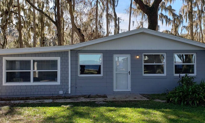 Yalaha House | Lake Harris Siesta Hideaway