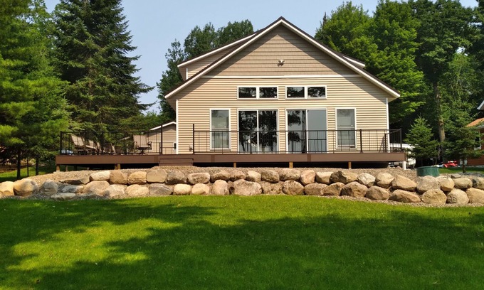 Pickerel House | Lake House