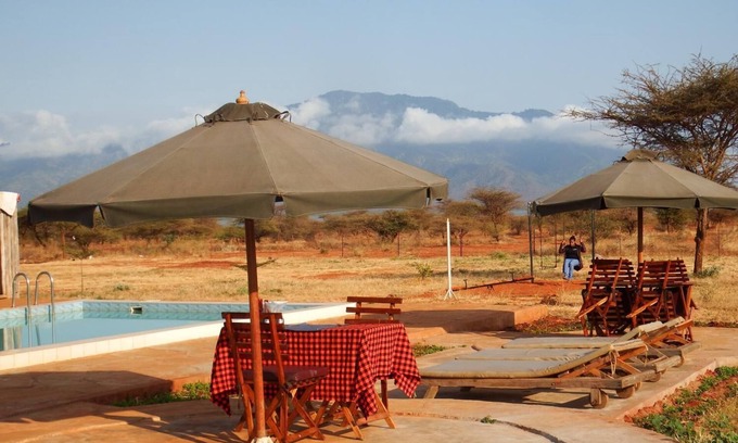 Tsavo West Cabin | Lake Jipe Safari Camp