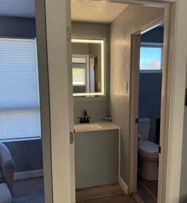 Pana Hotel | Lake lawn inn