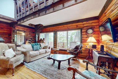 Lake Luzerne-Hadley House | Lake Luzerne Getaway