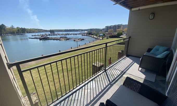 Dadeville Condo | LAKE MARTIN Water Walk Out Condo IN STILLWATERS 35 MIN TO AUBURN!