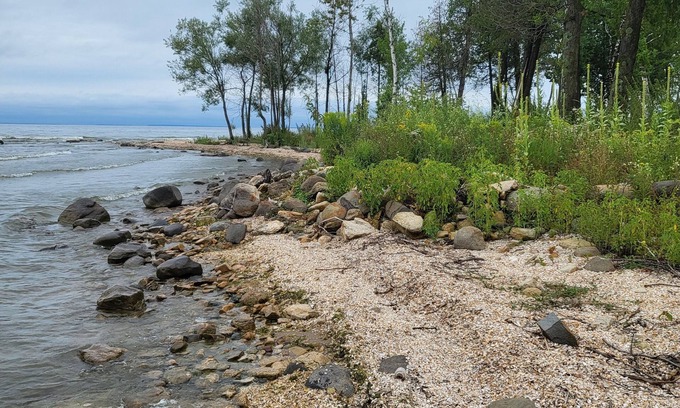 Menominee Cottage | Lake Michigan Retreat