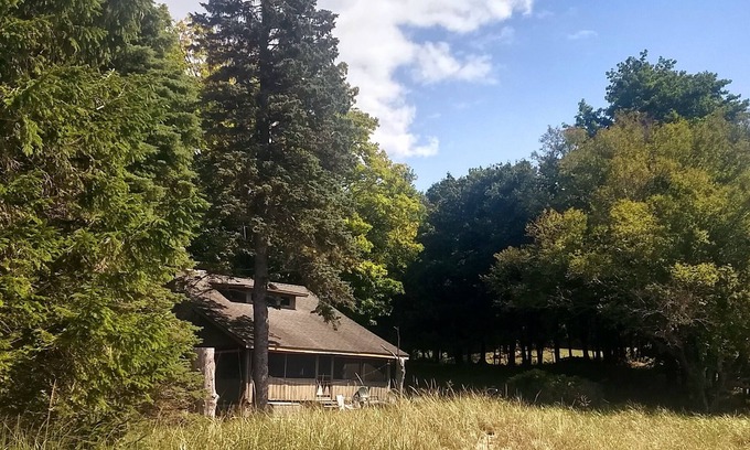 Bear Lake Cabin | Lake Michigan Vintage Waterfront