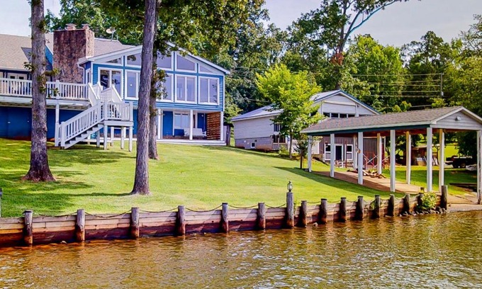 Prosperity House | Lake Murray Adventures