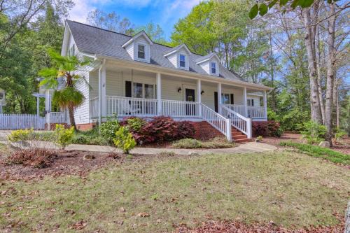 Lexington House | Lake Murray Retreat