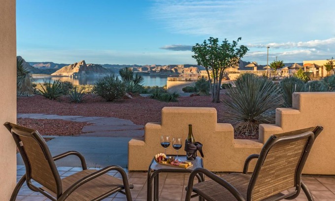 Wahweap Hotel | Lake Powell Resort