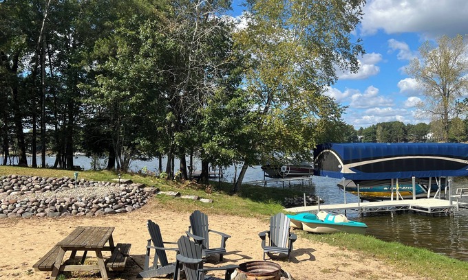 Nekoosa House | Lake Sherwood Shores Retreat - Private Beach, Sand Valley, 40 min. to the Dells