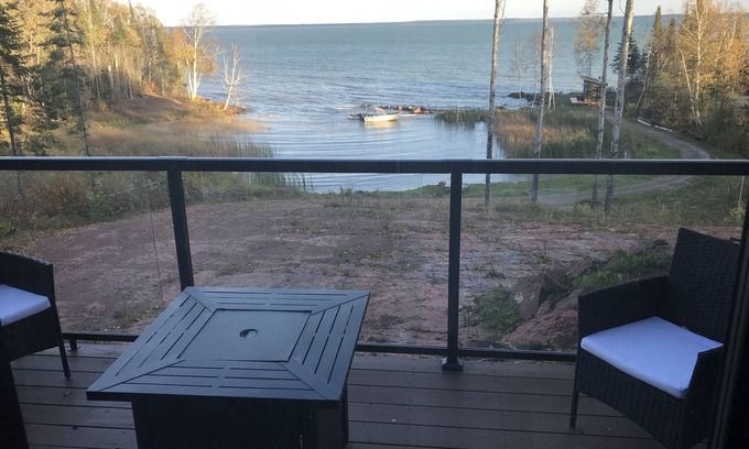 Shuniah House | Lake Superior Vacation Retreat Black Bay, Shuniah ON