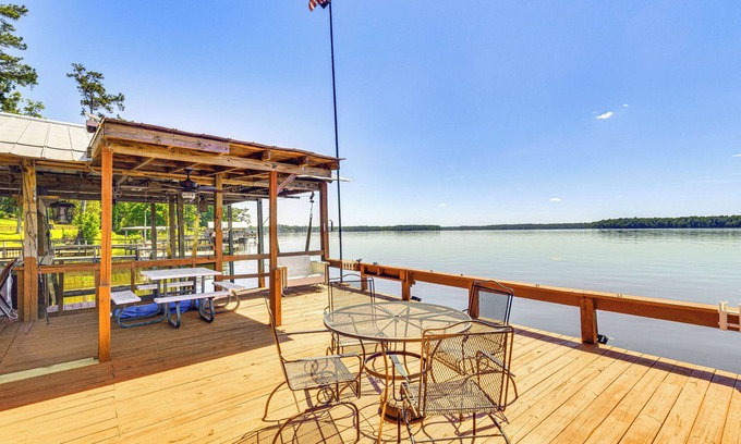 Quincy Cabin | Lake Talquin Cabin: Close to FSU & Quincy!
