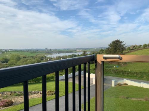 County Mayo House | Lake View Doubleroom&private Bath