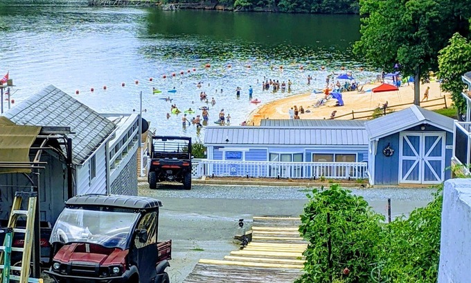 New London Resort | Lake view retreat steps to Badin Lake! Pool, Beach, Restaurant/Bar & Boat Launch
