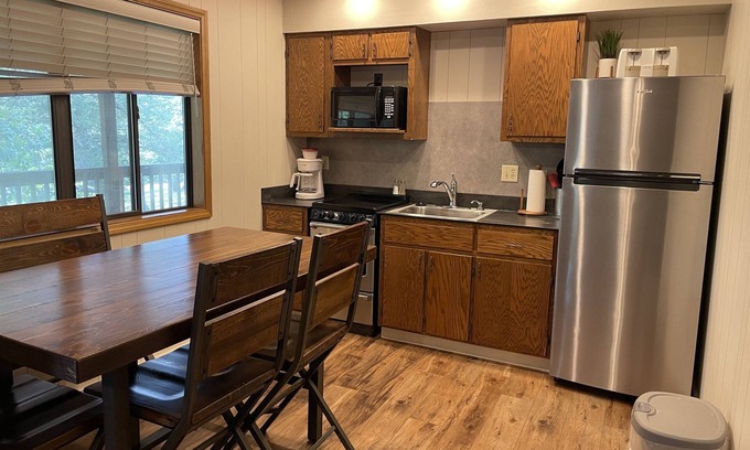 Kimberling City Cabin | Lakefront 2BR Duplex Cabin w/Pool + Boat dock