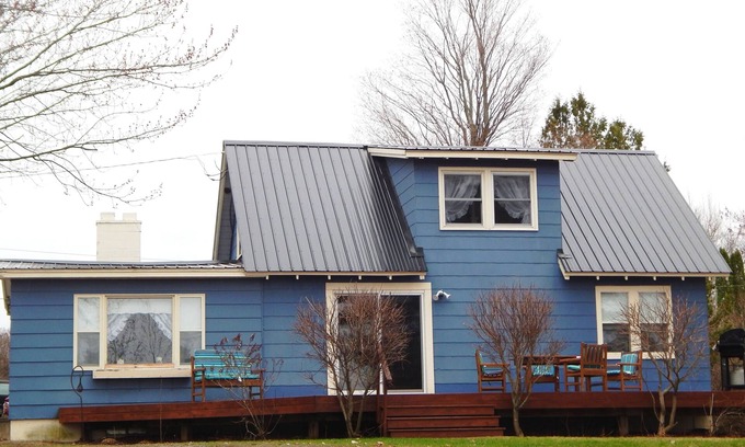 Isle La Motte House | Lakefront 3 bedroom House- now booking for the 2025 and 2026 seasons
