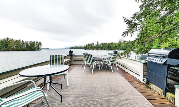 Huletts Landing House | Lakefront Adirondacks Home: Lake George Oasis!