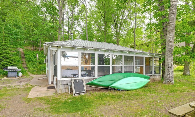 Augusta Cabin | Lakefront Cabin w/Fire Pit, Dock, & Boat Rental