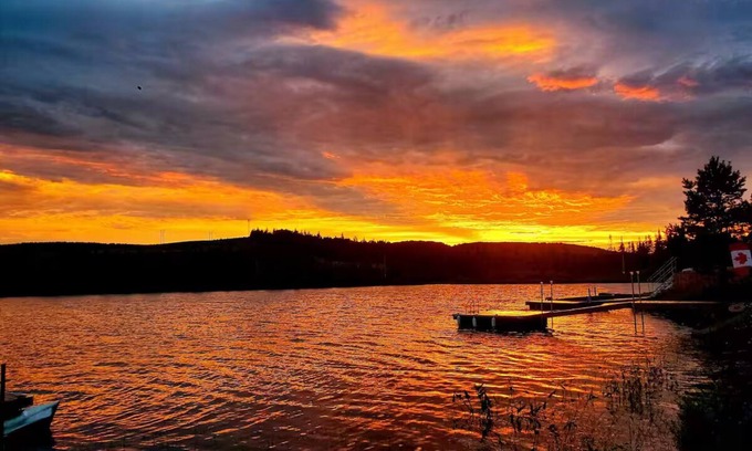 Amherst Cottage | Lakefront Cottage - Sutherland Lake, NS