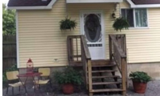 Mayes County Cottage | Lakefront Cottage (with pool) on quiet Lake Hudson
