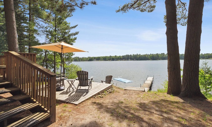 Lewiston Cabin | Lakefront Escape in Lewiston - 1 mile from Garland Golf Resort