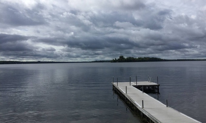 Carden House | Lakefront Home - 2bdrm Plus Bunkie