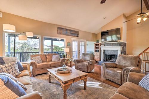 Point Venture House | Lakefront Home with Point Venture Golf Access!