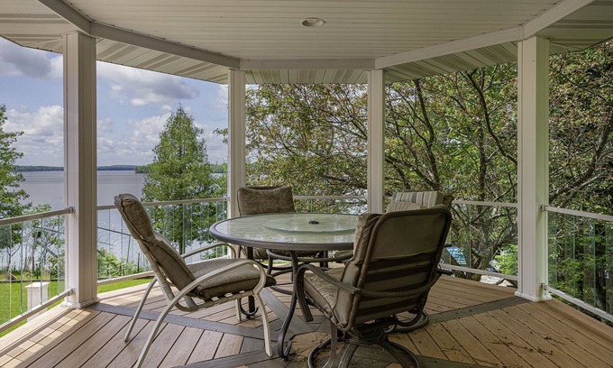 Stambaugh House | Lakefront Northwoods Winter/Summer Wonderland Updated 3 Bedroom House Sleeps 8