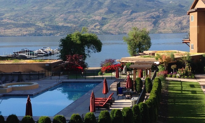Westbank Condo | Lakefront, pool, hot tub, exc room. Bk Sept Oct . daily, weekly, or monthly