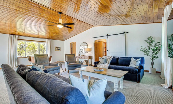 Birnamwood House | Lakefront Wisconsin Getaway: Fish, Boat, Relax!