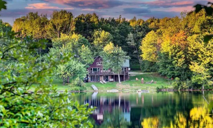 Poyntelle House | LakeHouse All Season Retreat!