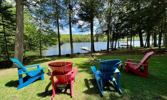 Kents Hill House | Lakehouse with 100ft of private waterfront on Lovejoy Pond