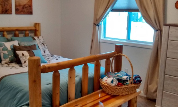 Elmira Cottage | Lakes of the North snowmobiling, ATV, golf, fishing, swimming, hiking, cottage