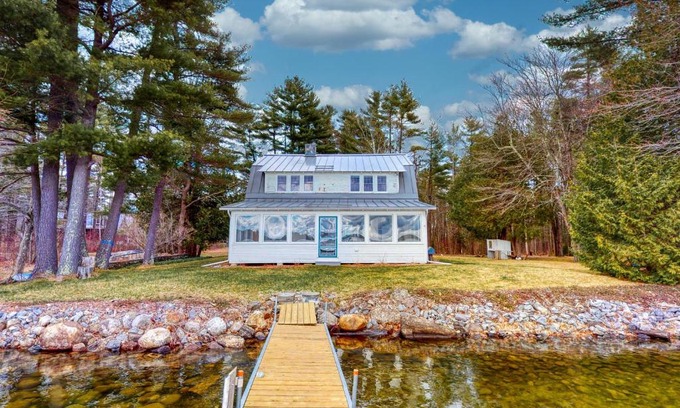 Monmouth House | Lakeshore Living