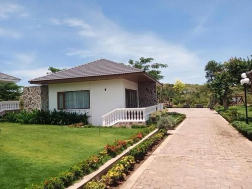 Dat Do Hotel | Lakeside Đá Bàng Ecolodge, ấp Tân Hiệp, xã Long Tân, Huyện Đất Đỏ, BRVT