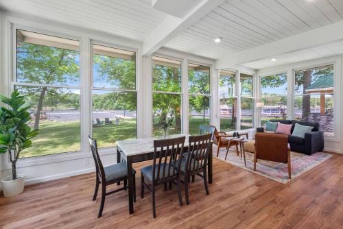 Monticello House | Lakeside Bliss Wonderful Lake Views and Access