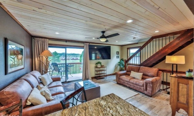 Grand Lake Condo | Lakeside Bliss - Your Colorado Getaway Location!