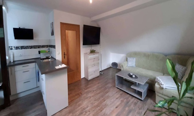 Burgk Apartment | Lakeside Family Escape