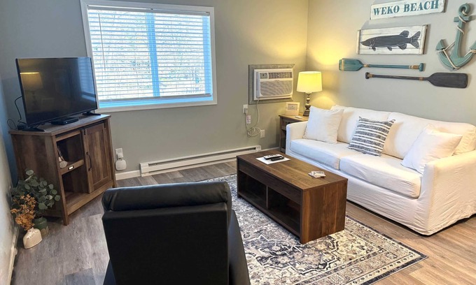 Bridgman Condo | Lakeside Serenity: Charming One-Bedroom Villa