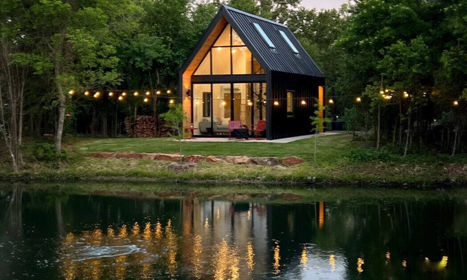 Lacy-Lakeview Cabin | Lakeside South at Live Oak Lake | Modern Cabin