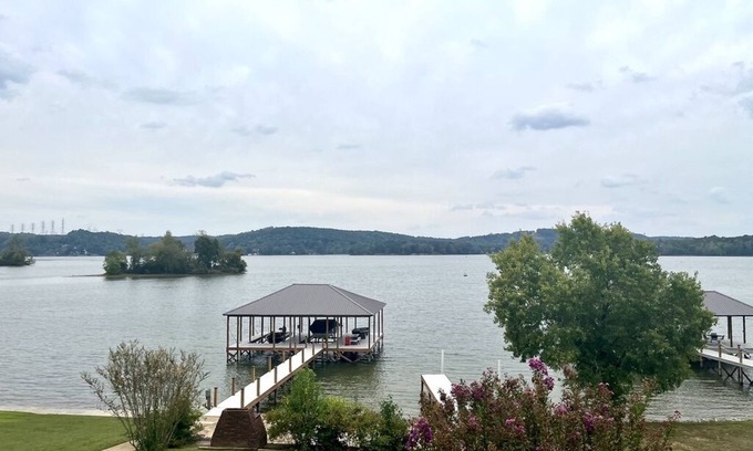 Soddy-Daisy House | Lakeview Haven Guesthouse: Chickamauga Lake, TN W/Dock and Boat Ramp
