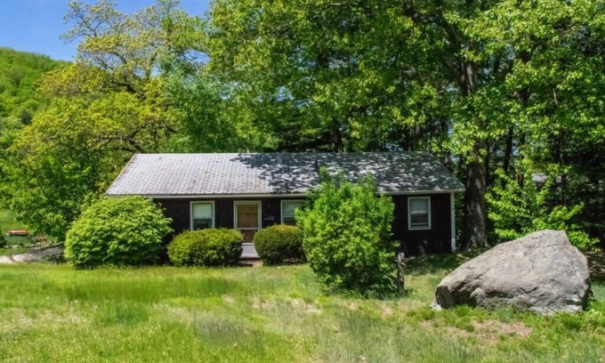 Mount Sunapee House | Lakewood Cottage Summ