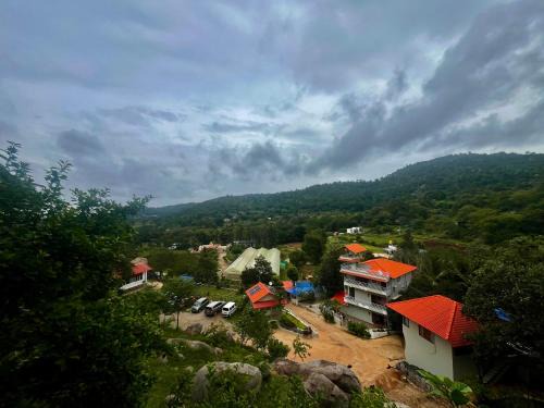Yelagiri Resort | Lakshmi Flower Tech Resort