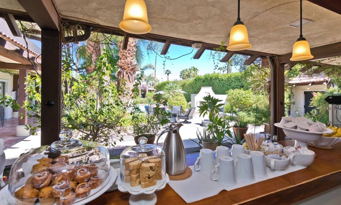 Deepwell Estates Hotel | LaMaison Palm Springs